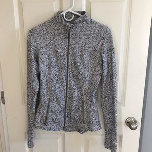 Lululemon jacket size 6 (athleisure wear)